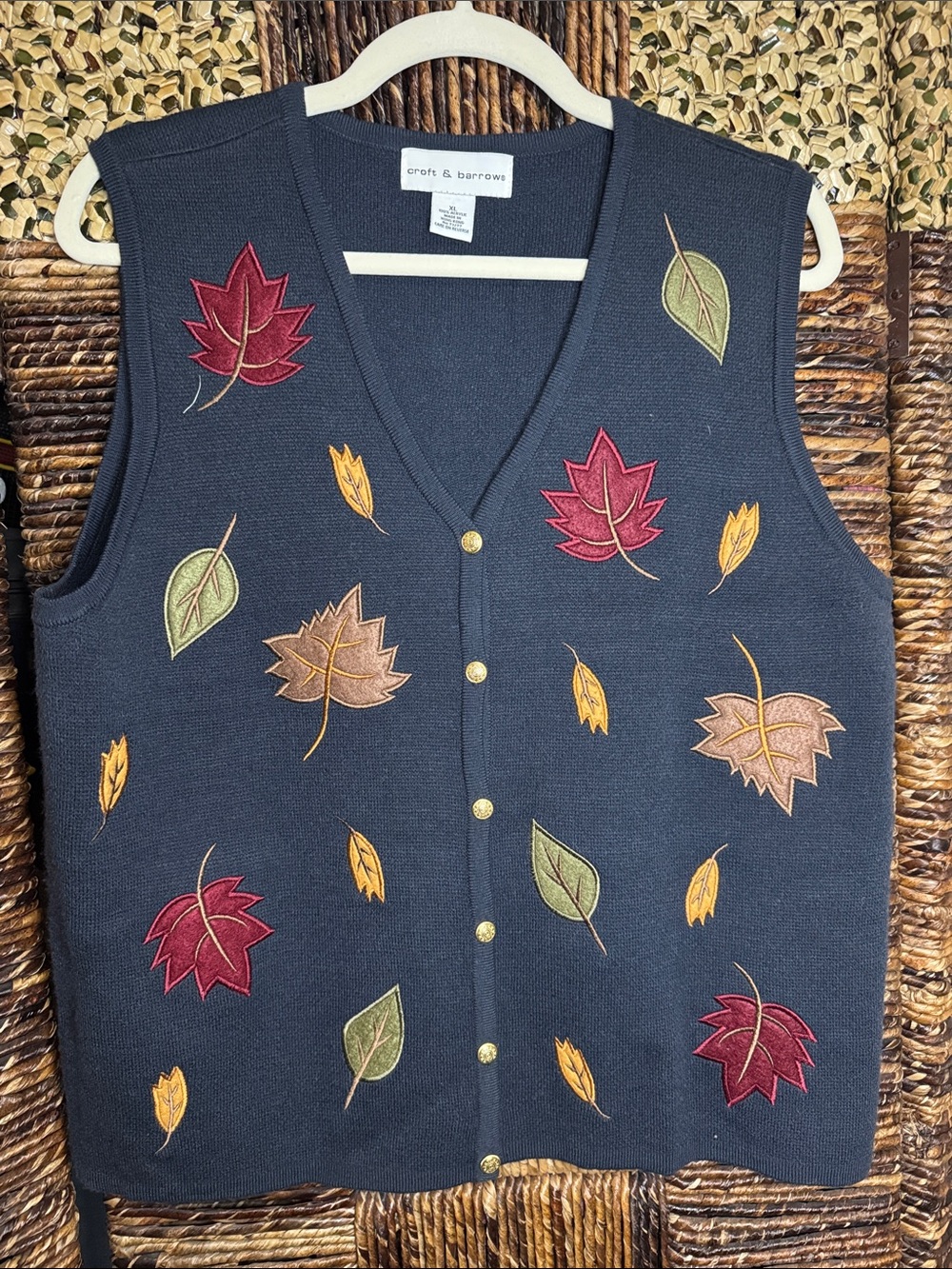croft & barrow Navy V-Neck Sweater Vest with Autumn Leaf Embroidery